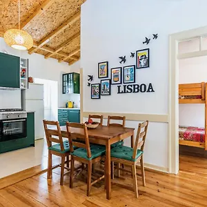 Moderno Em Bairro Típico Lisboeta Lisboa